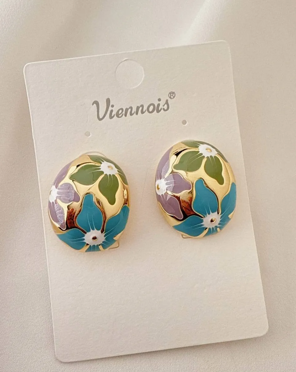 گوشواره طرح گل برند وینویز