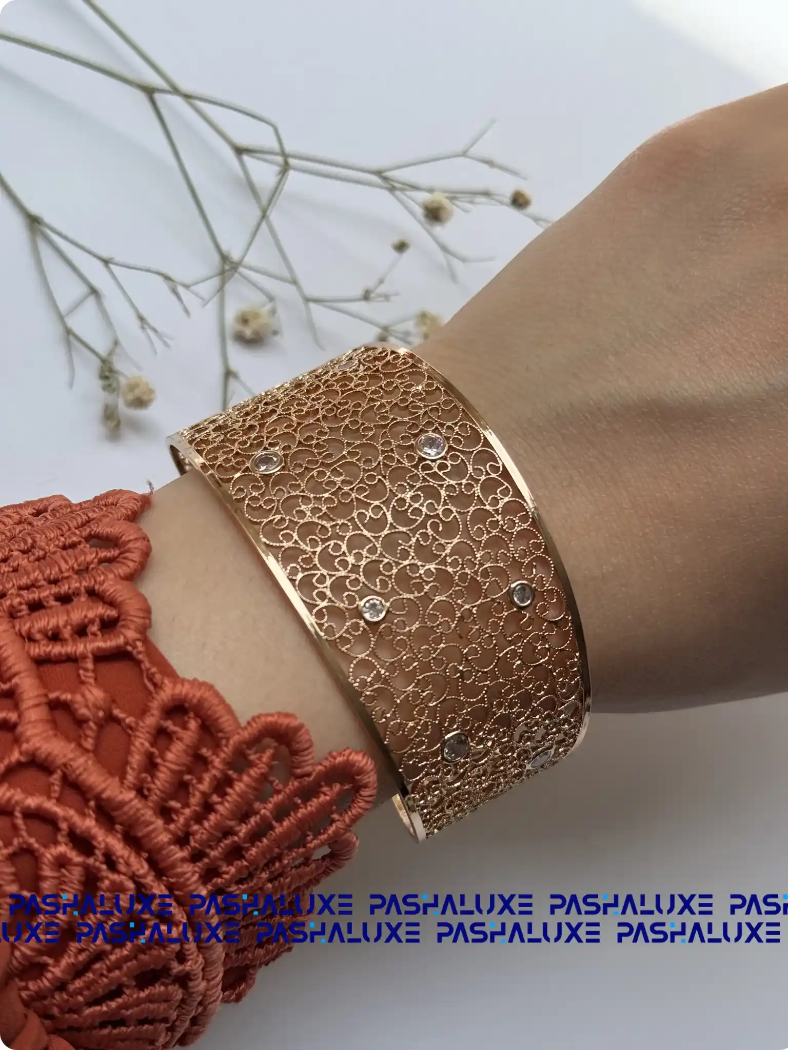 دستبند-تک-پوش-زنانه-ژوپینگ-طرح-طلا-رنگ-ثابت-و-ضد-حساسیت