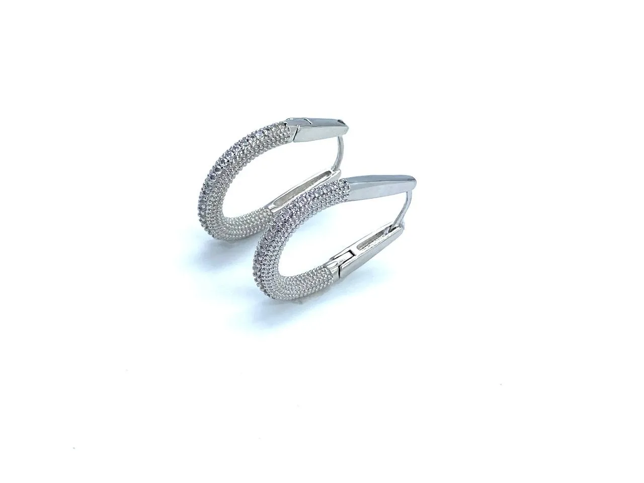 گوشواره ساده نگین دار لوکس زنانه-گوشواره ساده نگین دار با شناسه محصول plx – 00081332 یکی از محصولات با کیفیت فروشگاه اینترنتی پاشالوکس است. با آبکاری رنگ ثابت و ضد حساسیت شما می توانید با اتصال به درگاه امن بانکی این محصول را سفارش دهید و به صورت رایگان با پست پیشتاز درب منزل خود دریافت کنید.   هرگو ...