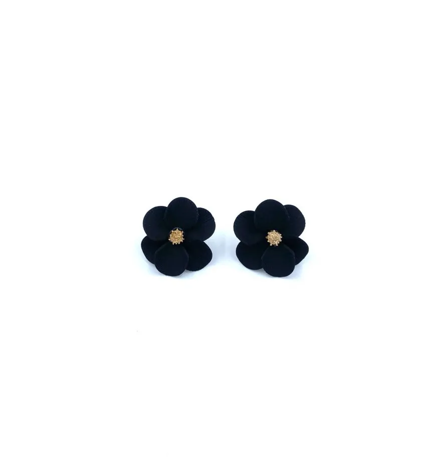 گوشواره دخترانه سلیکونی طرح گل-گوشواره سلیکونی طرح گل با شناسه محصول plx – 00056714 یکی از محصولات با کیفیت فروشگاه اینترنتی پاشالوکس است. از ویژگی های بارز این محصول باید به آبکاری رنگ ثابت و ضد حساسیت بودن آن اشاره کرد. شما می توانید با اتصال به درگاه امن بانکی این محصول را سفارش دهید و به صورت را ...