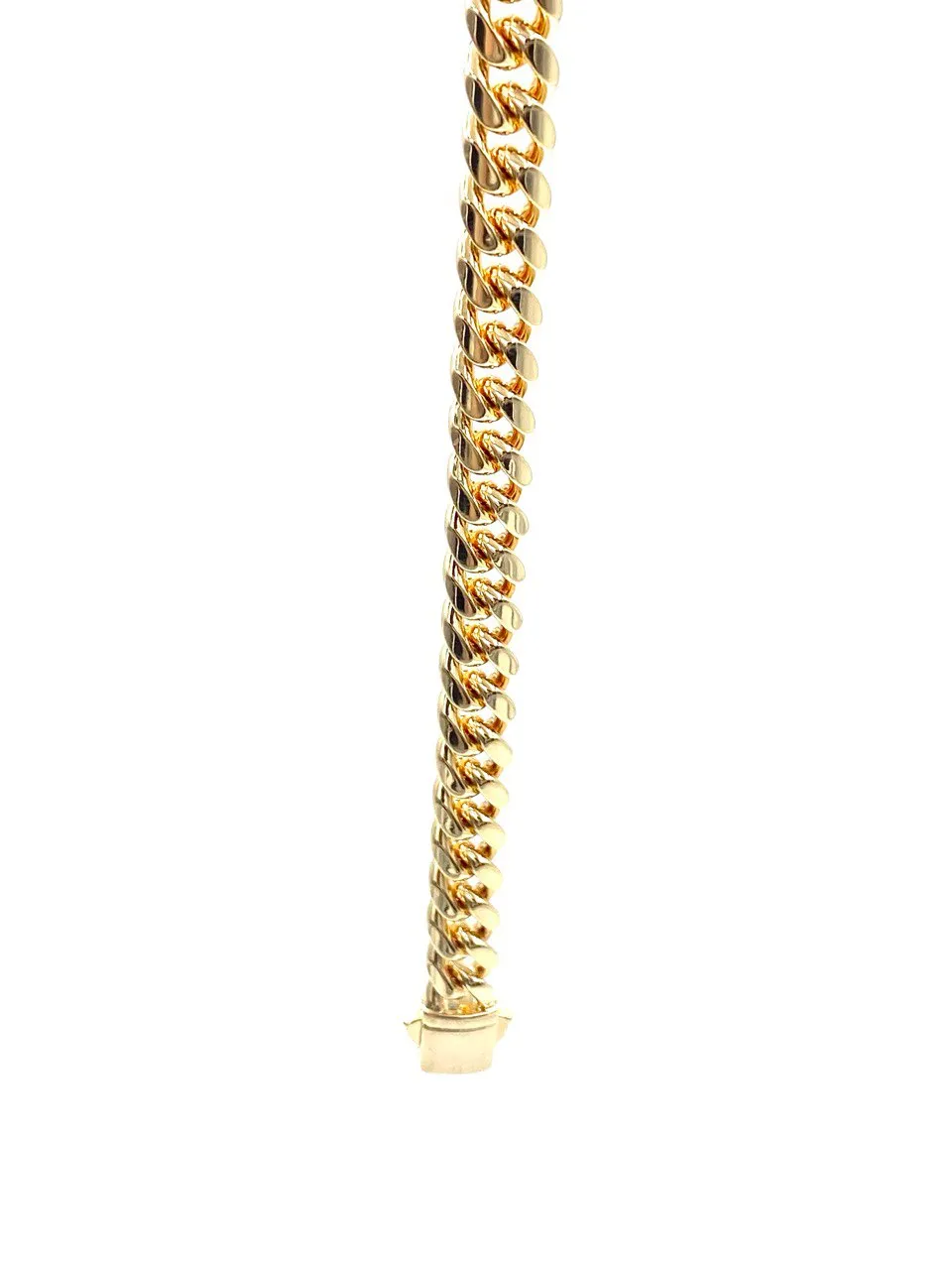 دستبند طرح کارتیه بافت کلاسیک رنگ ثابت-عشق کارتیه به هندسه به دهه 1930 بر می‌گردد و استفاده از مهره‌ها و ناودانی‌ها همیشه در این برند لوکس فرانسوی به طور گسترده مورد توجه قرار گرفته است. Clash de Cartier برای اولین بار در سال 2019 راه اندازی شد. قطعات ممکن است ساده به نظر برسند، اما اگر دقیق‌تر نگاه ...