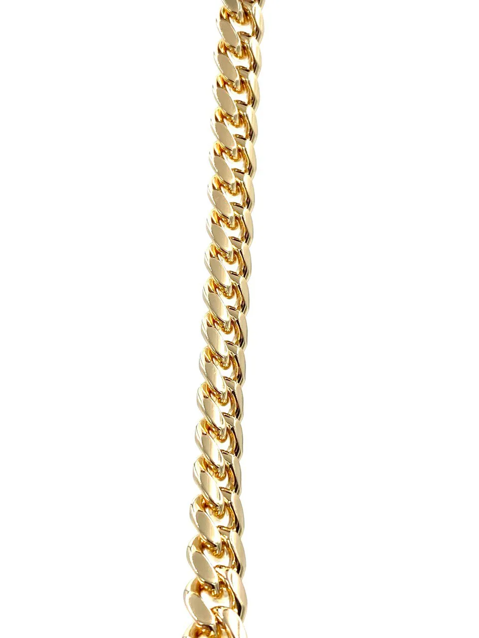 دستبند طرح کارتیه بافت کلاسیک رنگ ثابت-عشق کارتیه به هندسه به دهه 1930 بر می‌گردد و استفاده از مهره‌ها و ناودانی‌ها همیشه در این برند لوکس فرانسوی به طور گسترده مورد توجه قرار گرفته است. Clash de Cartier برای اولین بار در سال 2019 راه اندازی شد. قطعات ممکن است ساده به نظر برسند، اما اگر دقیق‌تر نگاه ...