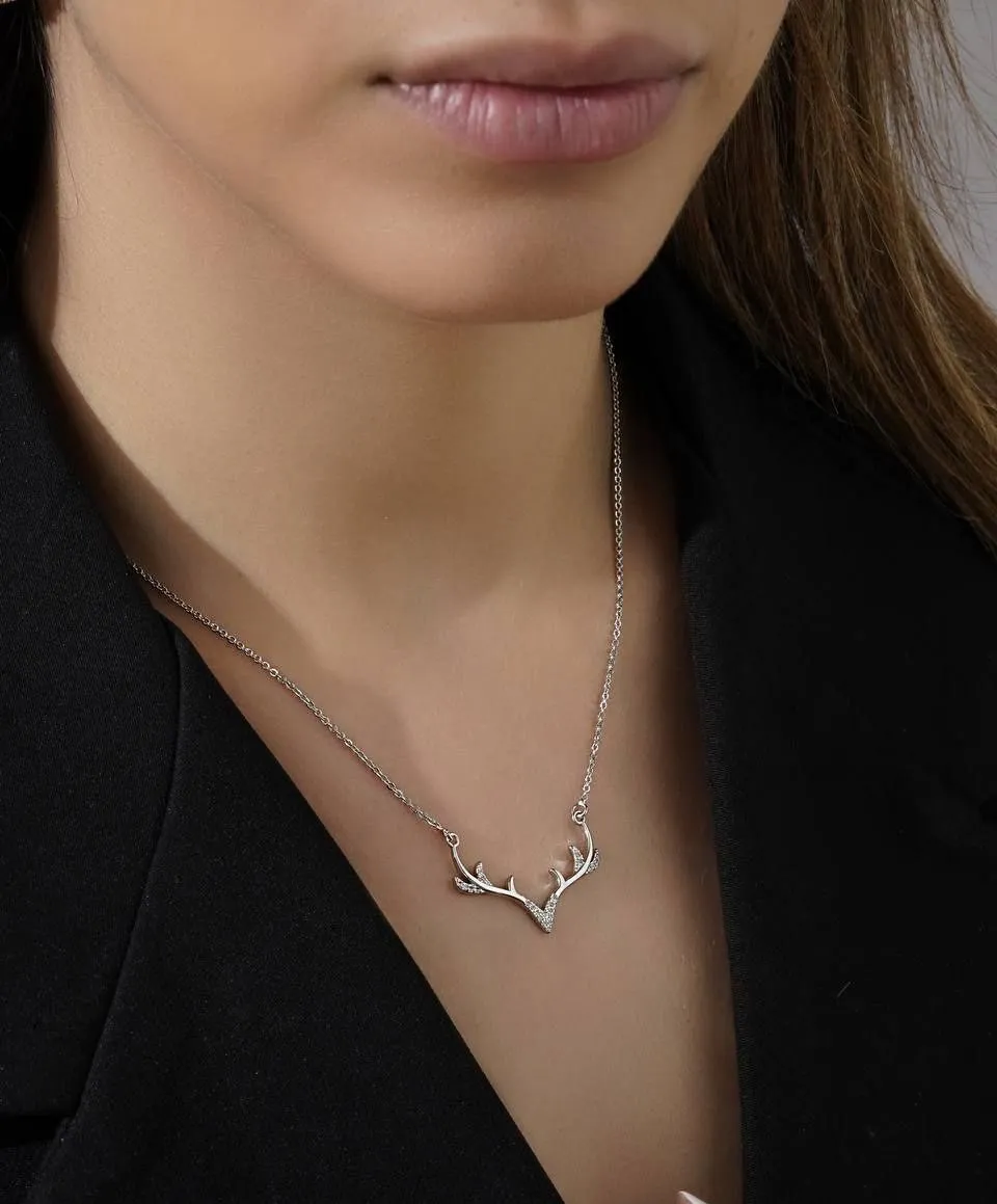 گردنبند زنانه شاخ گوزن نگین دار رنگ سفید